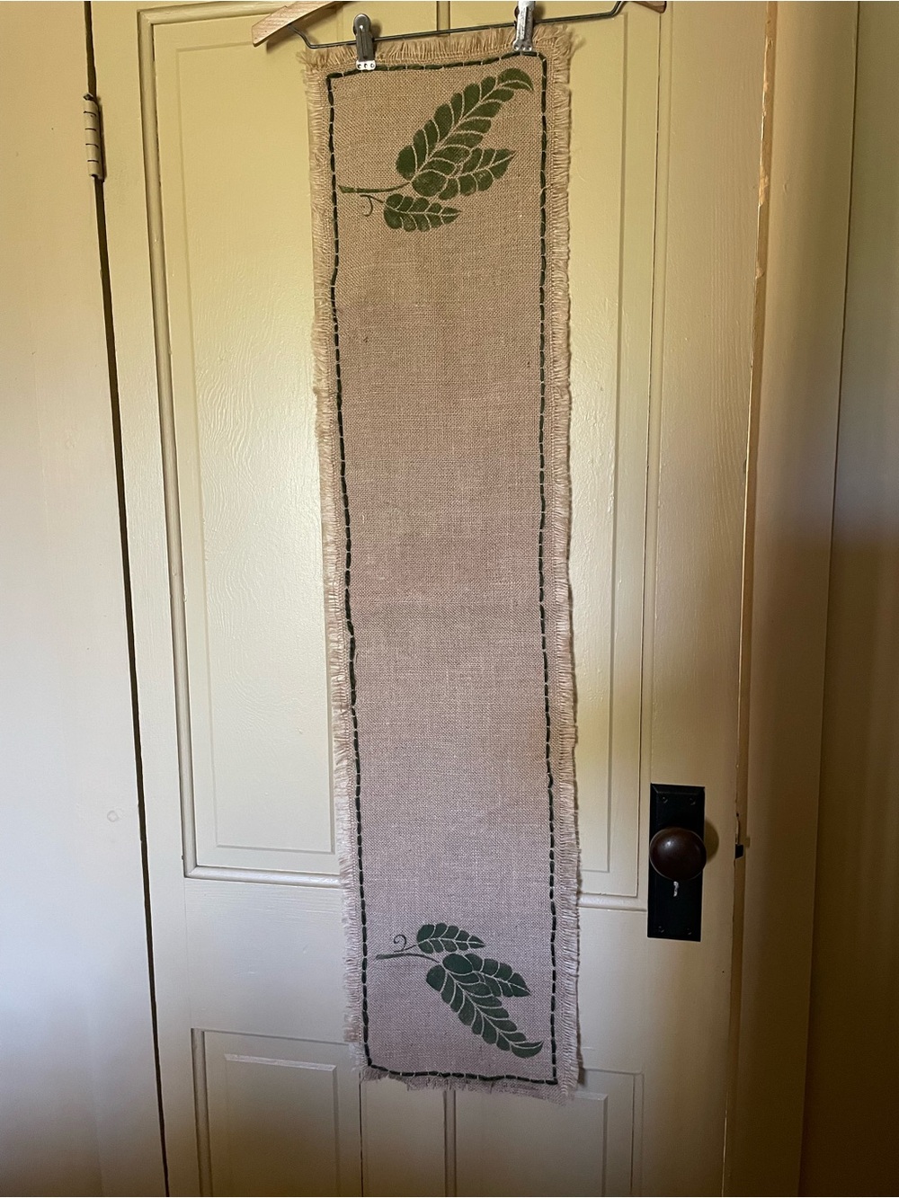 Burlap Runner with Green Leaf Motif